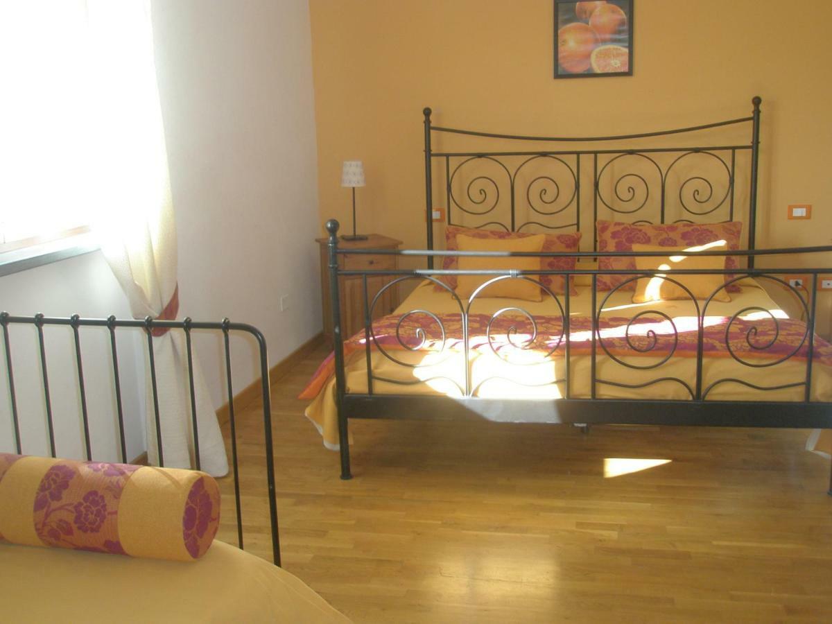 סאן ג'יוליאנו טרמה B&B La Rondine Tra Pisa E Lucca מראה חיצוני תמונה